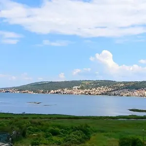 https://apartman-pantan.hotels-in-trogir.com