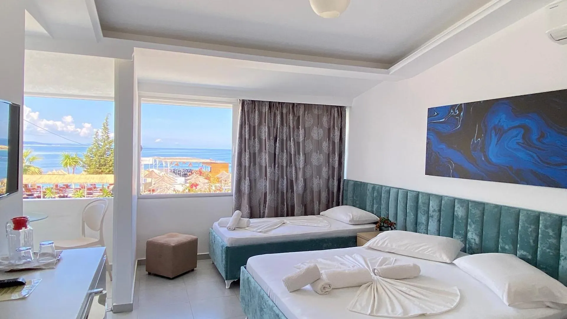Santa Paola Apartments Sarande Albania