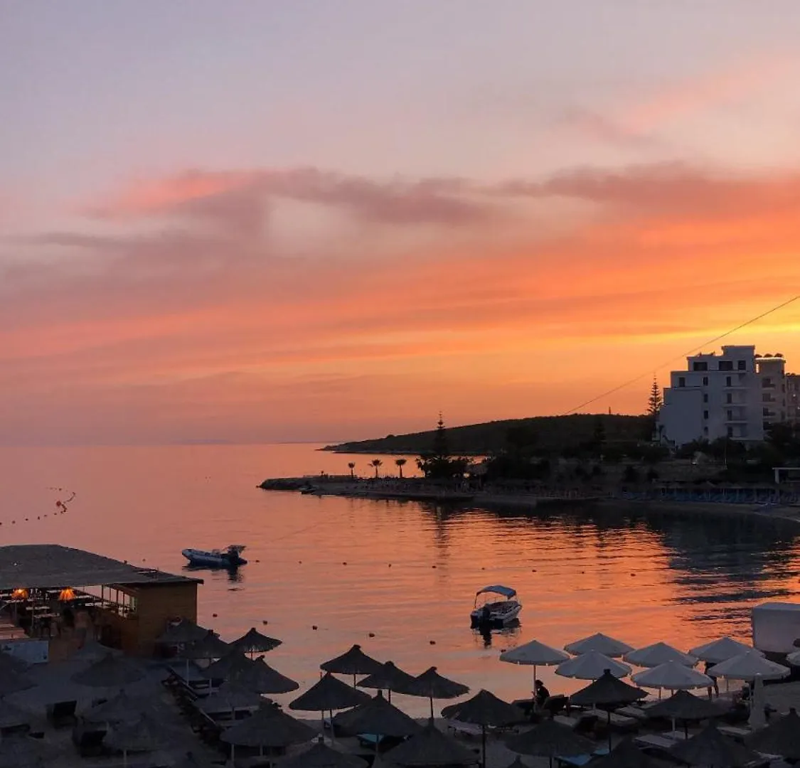 Santa Paola Apartments Sarande Albania